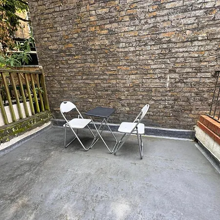 The Beverley Apartments London - Victoria Exterior photo